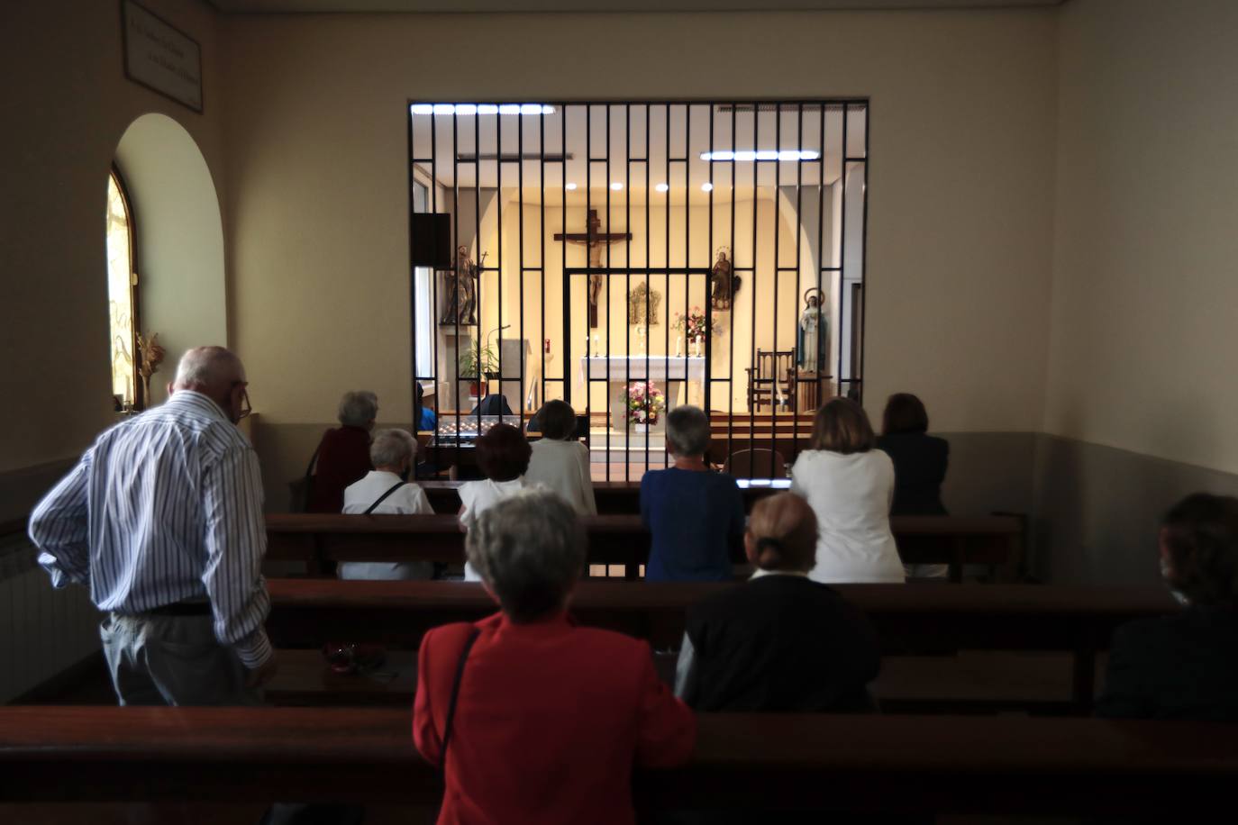 Traslado a la nueva capilla de 