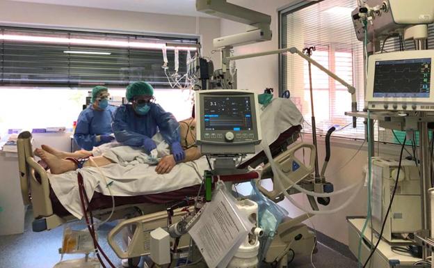 La pandemia deja 71 muertos por covid en los hospitales de Castilla y León en julio