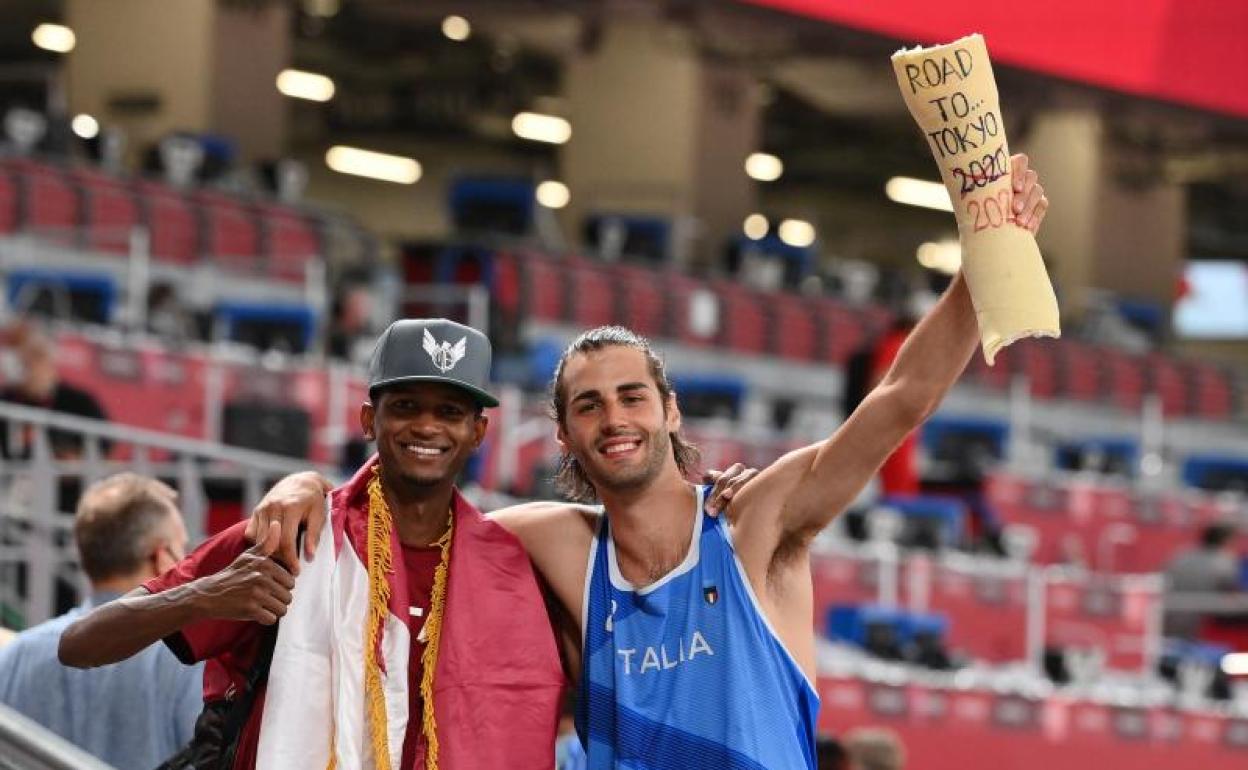 El catarí Mutaz Essa Barshim y el italiano Gianmarco Tamberi. 