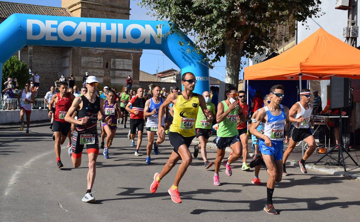 Participantes en la III Cross La Rubialada. 