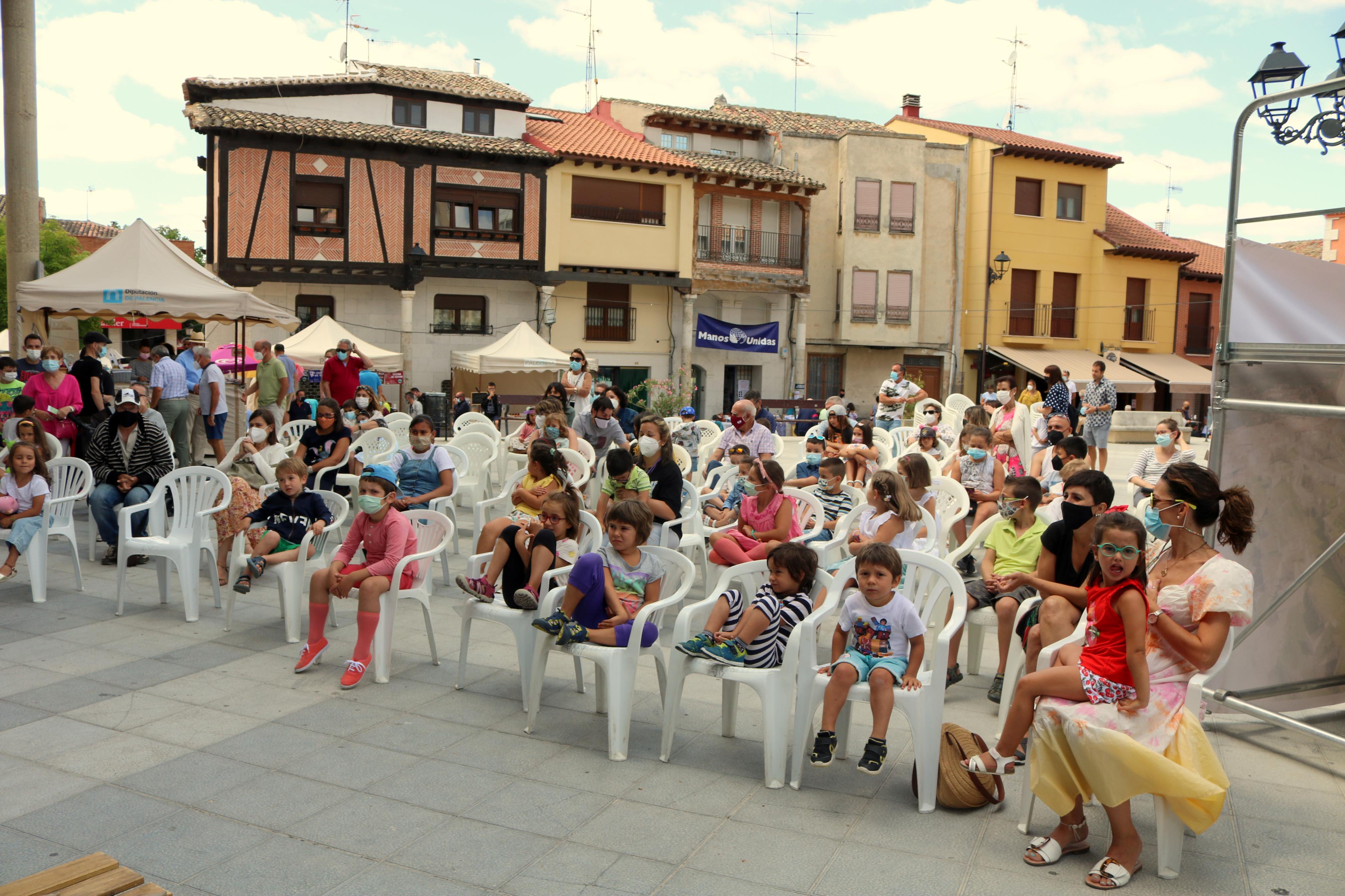 Alimentación y artesanía se dieron cita en Baltanás