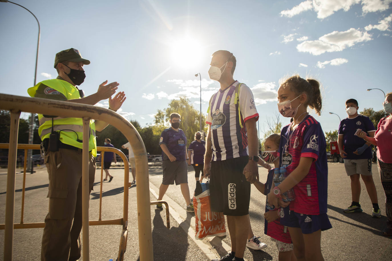 Los aficionados regresan al José Zorrilla después de más de un año.