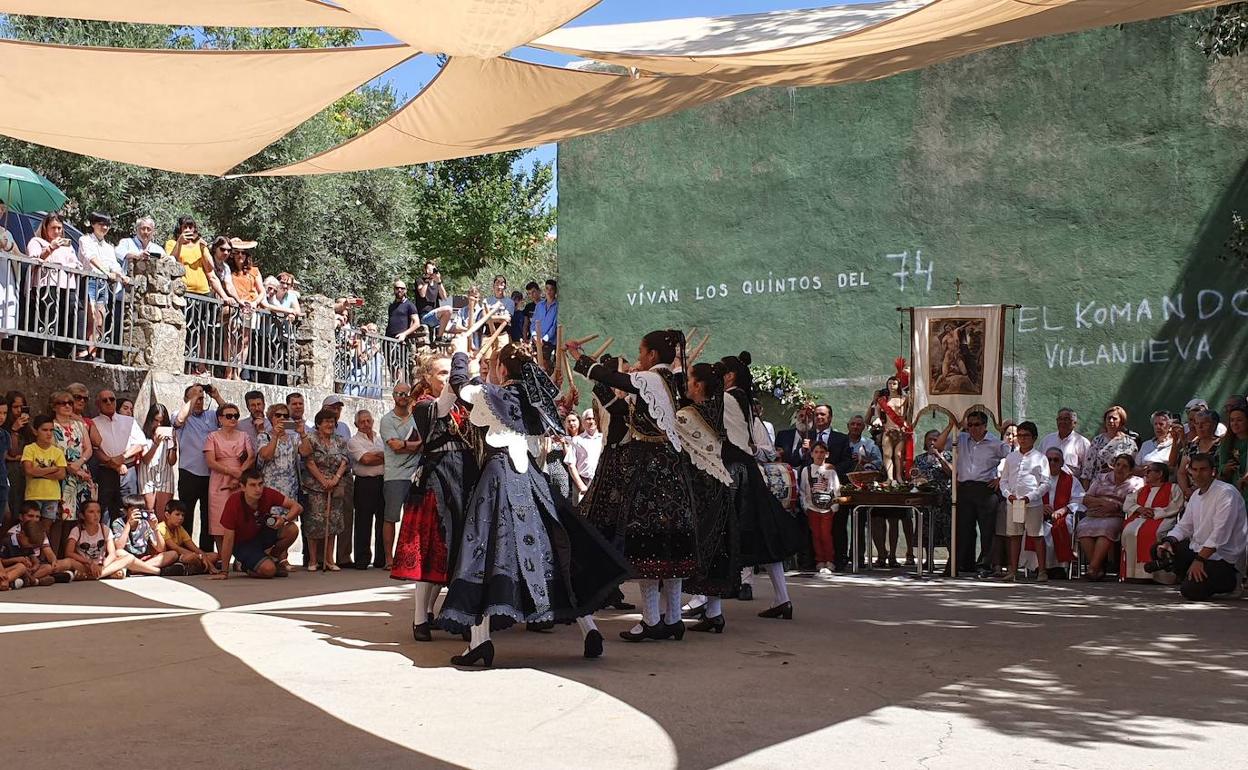 Este año tampoco habrá bailes ante San Sebastián en Villanueva. 