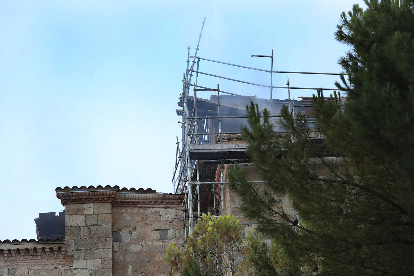 Fotos: Así ha quedado el monasterio de Alconada de Ampudia tras el incendio