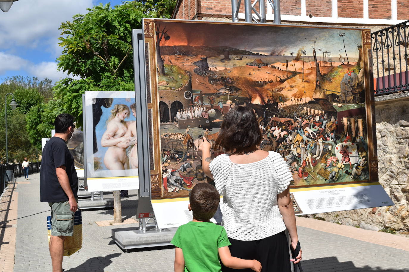 Fotos: Aguilar de Campoo inaugura la exposición &#039;El Prado en las calles&#039;