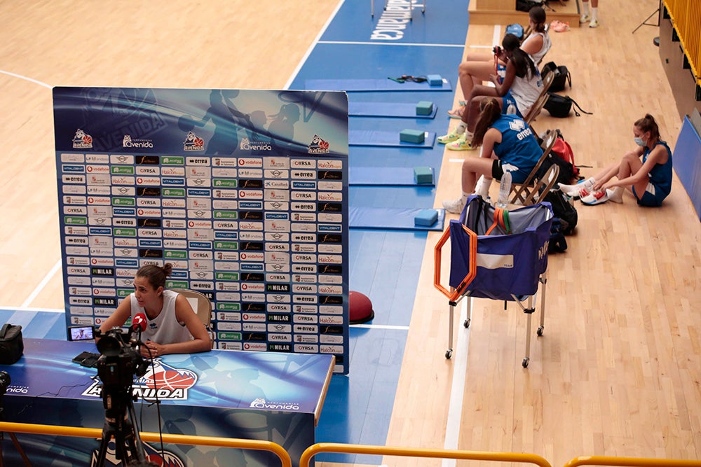 Fotos: Primer entrenamiento del CB Avenida 21/22