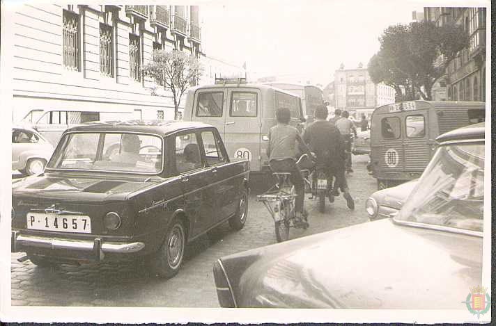 Fotos: El tráfico en Valladolid en los años 70