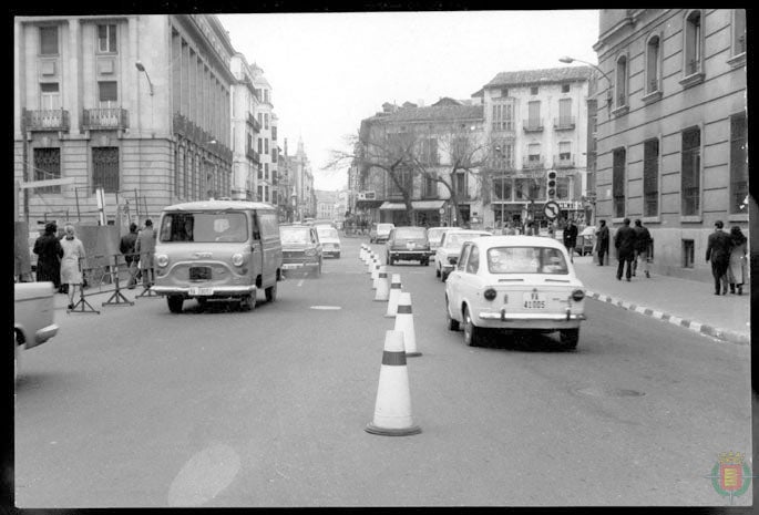 Fotos: El tráfico en Valladolid en los años 70