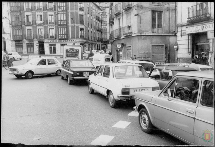 Fotos: El tráfico en Valladolid en los años 70