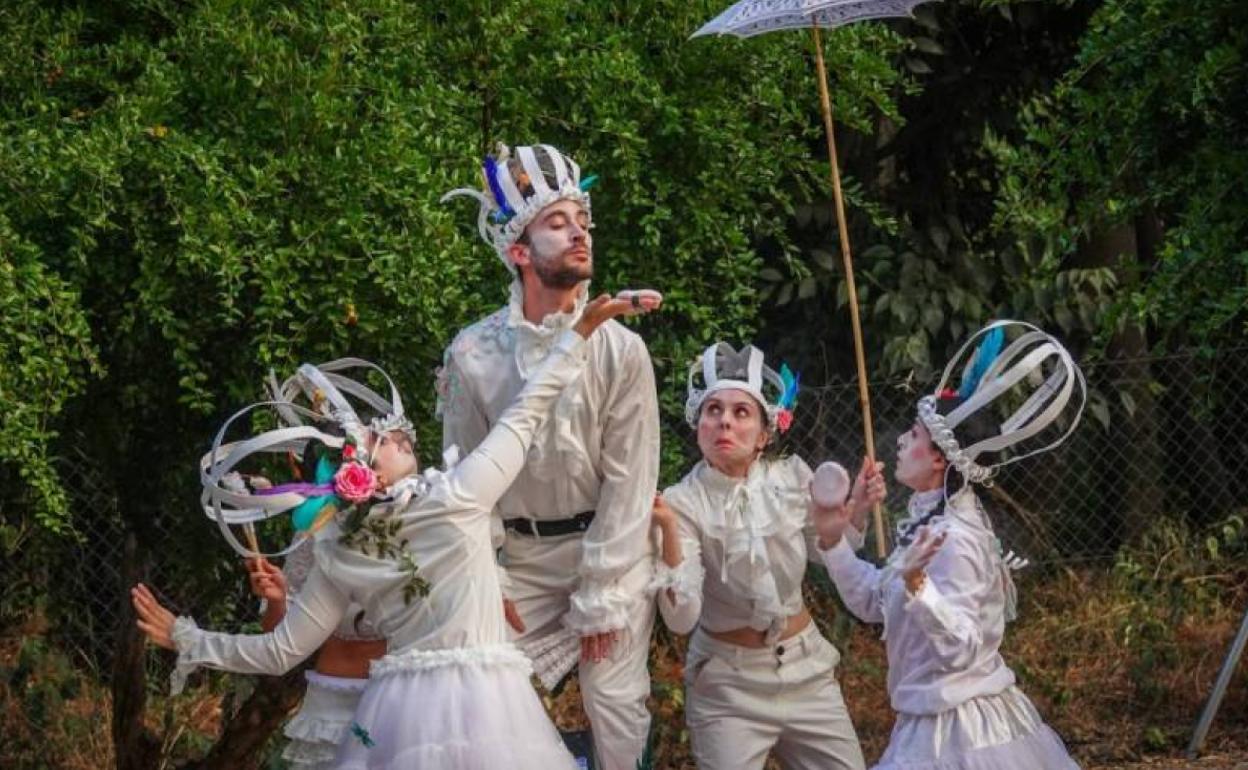 Escena de 'Jardín del viento', de la compañía 'Cal y Canto'.