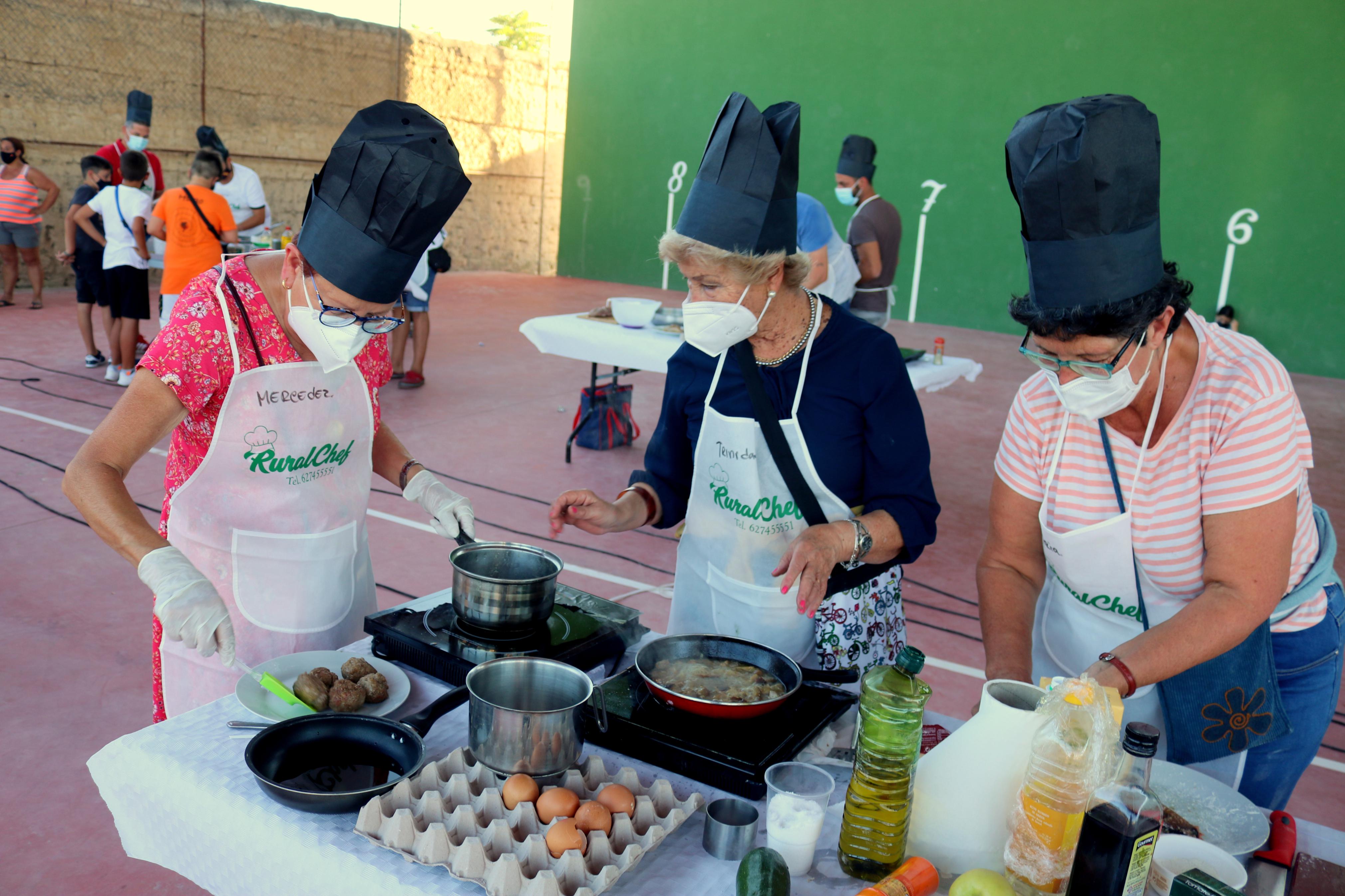 La localidad cerrateña disfrutó del cocinado de más de veinte platos