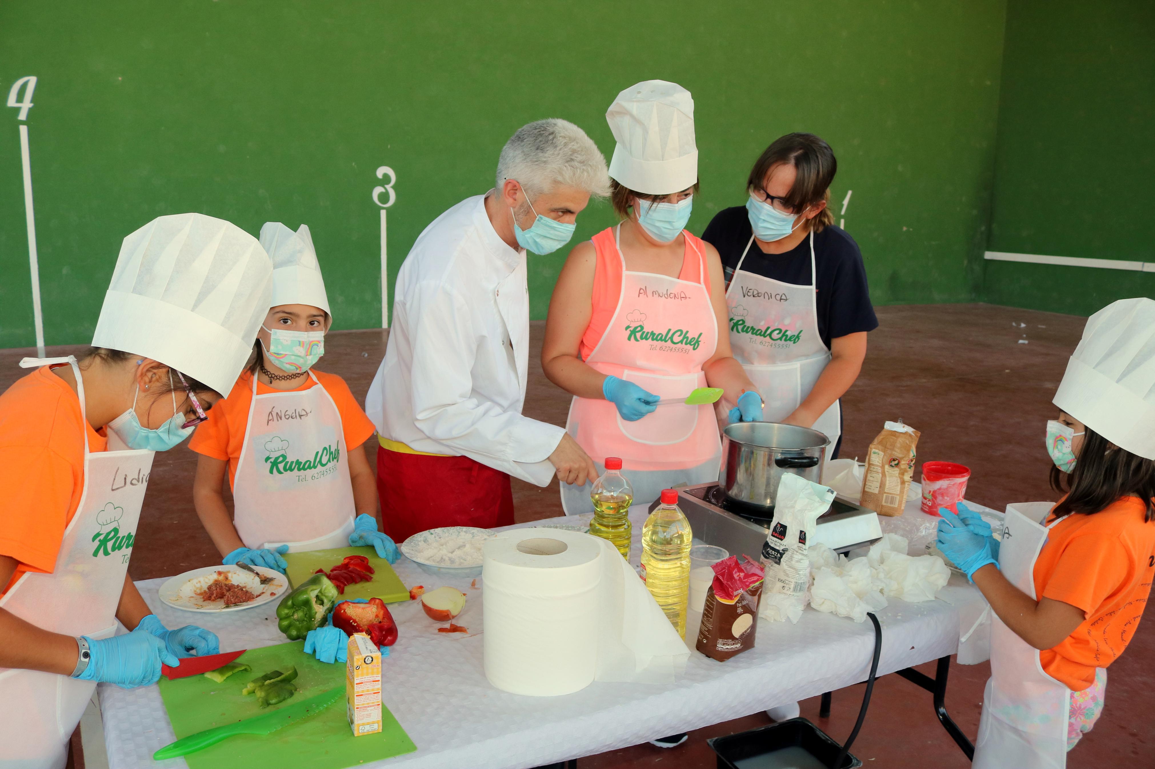 La localidad cerrateña disfrutó del cocinado de más de veinte platos