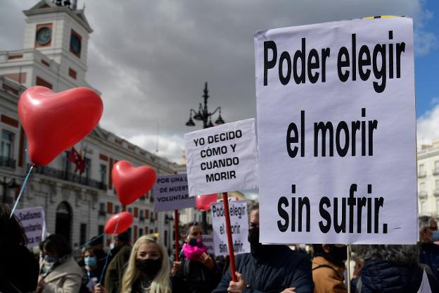 Una manifestación en favor de la eutanasia. 