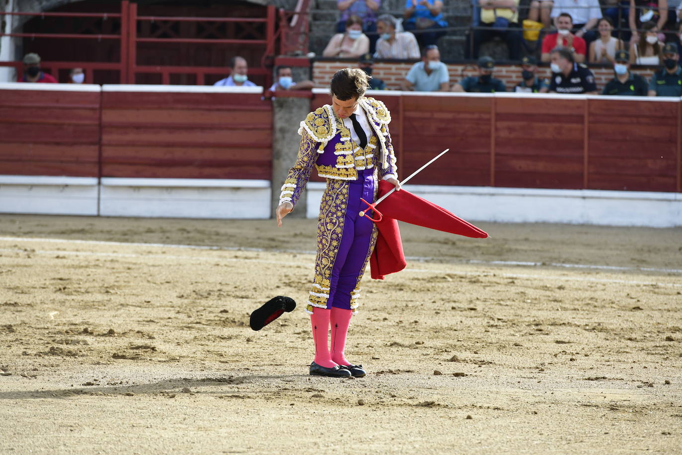 Imágenes de la corrida de este viernes en El Espinar.