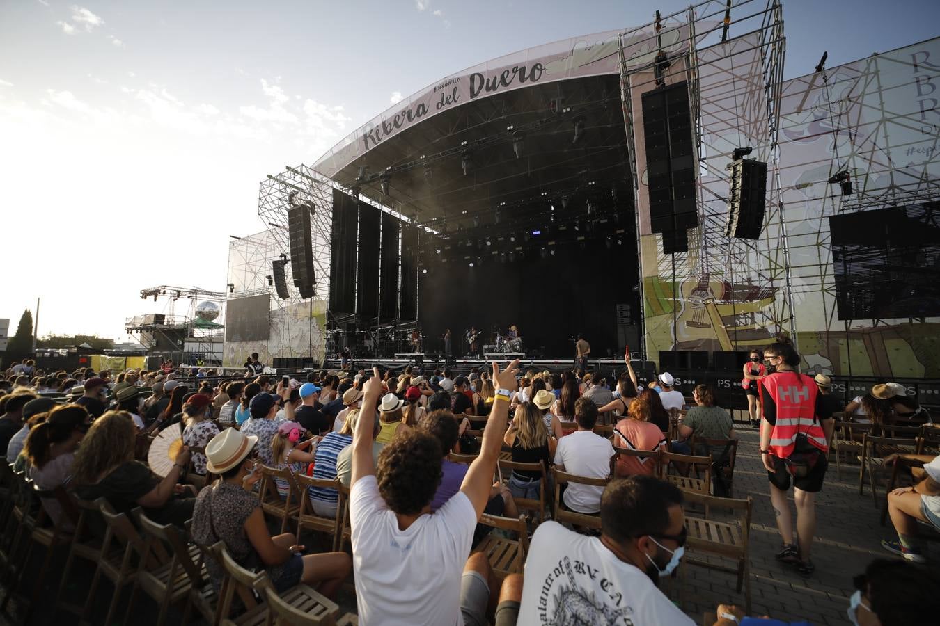 Fotos: Actuaciones de Anni B Sweet y Delaporte en la segunda jornada de Sonorama Ribera 2021