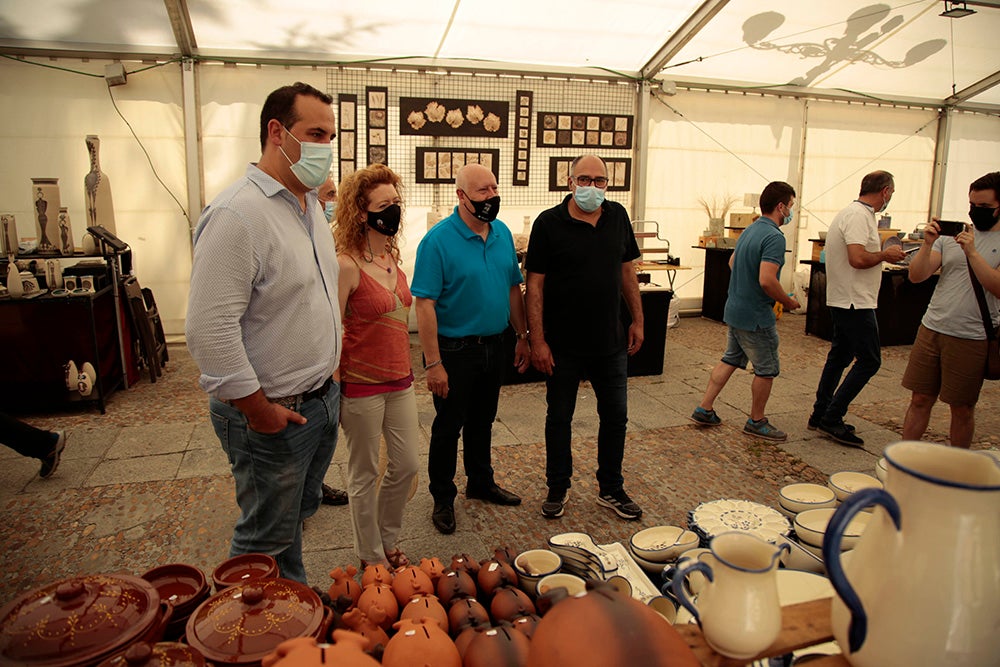 Fotos: Feria de Artesanos del Barro Salamanca 2021