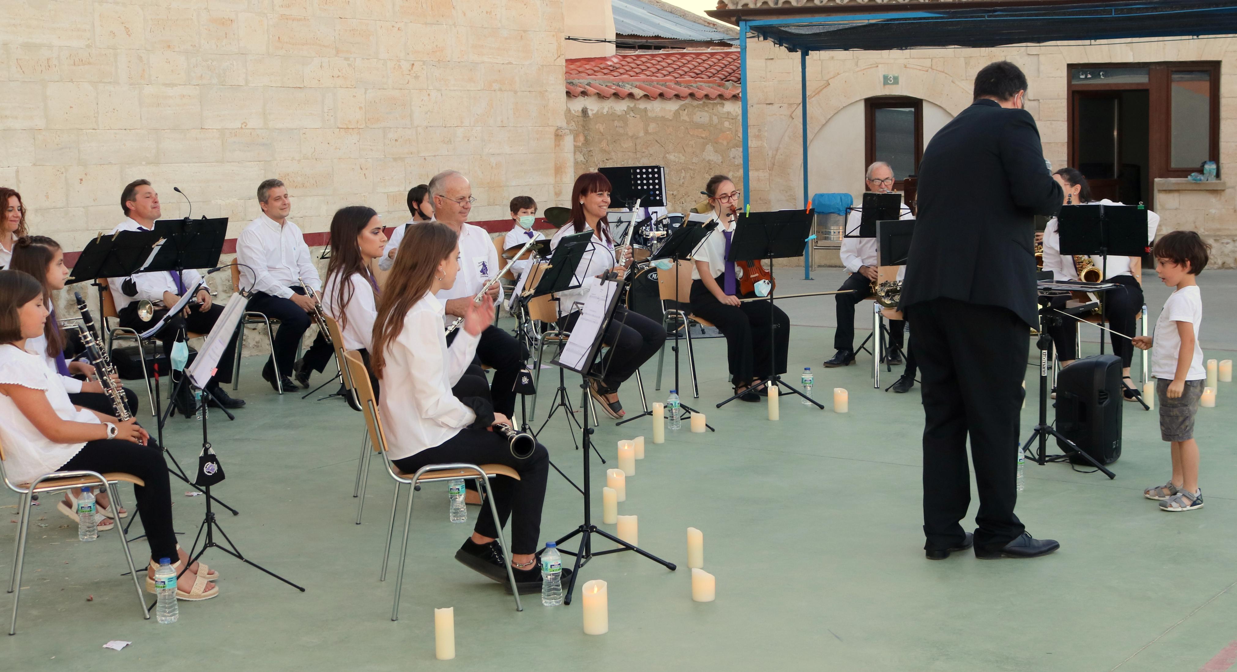 La localidad cerrateña disfrutó a ritmo de musicales y bandas sonoras