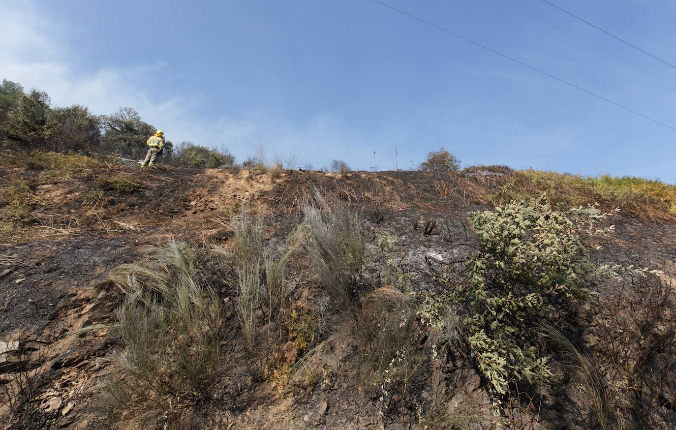 Incendio en la localidad de Trabadelo, León.