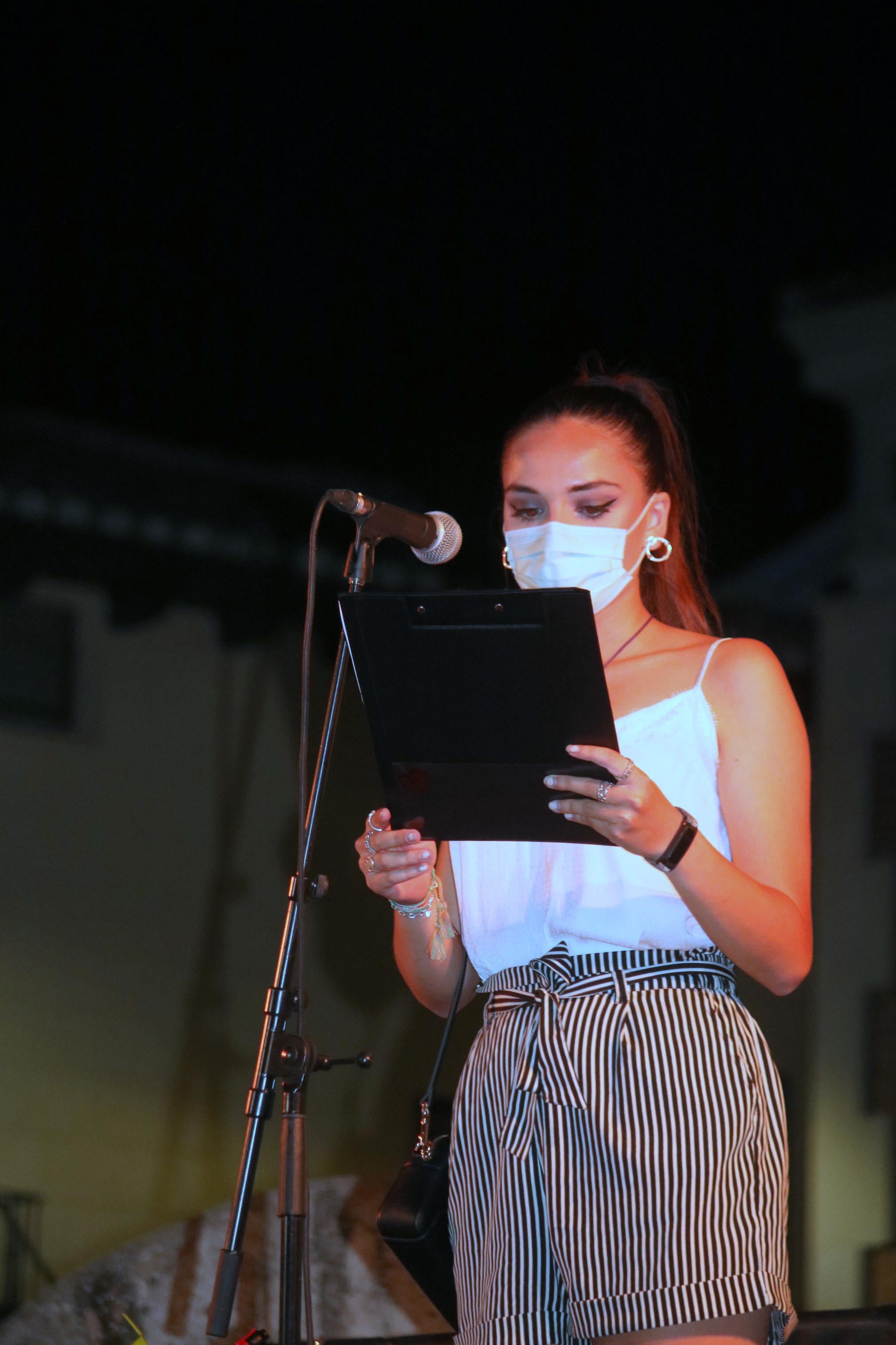 Fetén Fetén entusiasmó al numeroso público congregado en Baltanás
