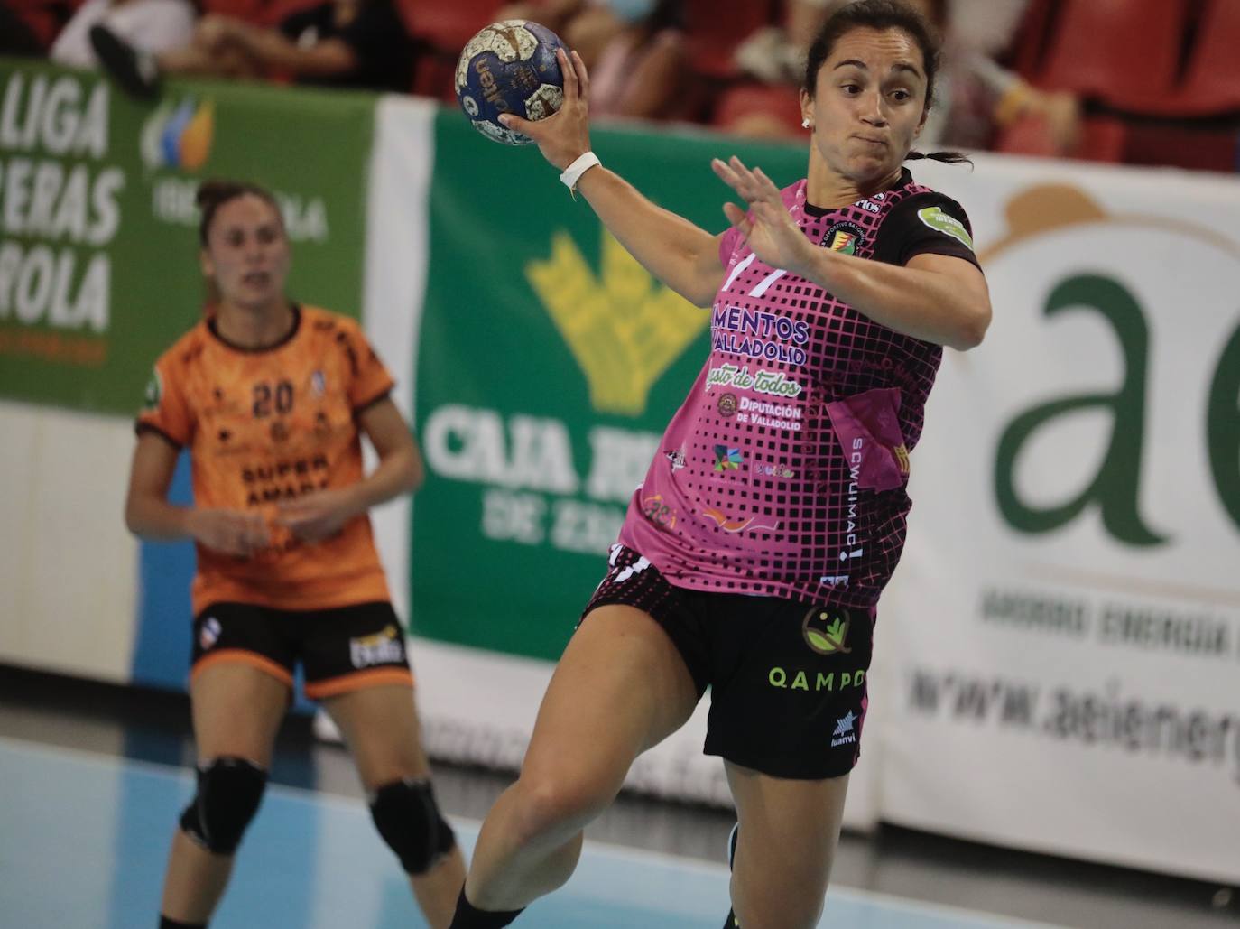 El partido entre el Caja Rural Aula Valladolid en la final de la SummerBAG.