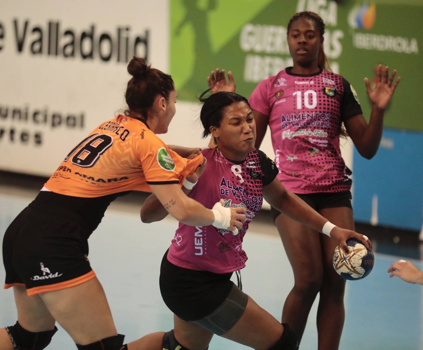 El partido entre el Caja Rural Aula Valladolid en la final de la SummerBAG.