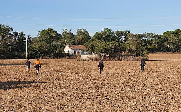 Imagen principal - Imágenes de la batida para buscar a Teodoro Sánchez Bravo.