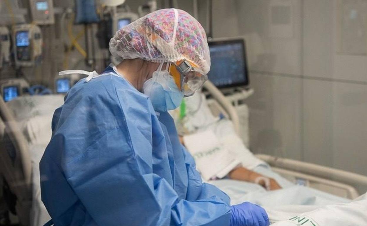 Sanidad registra 201 fallecidos y 23.899 contagios durante el fin de semana