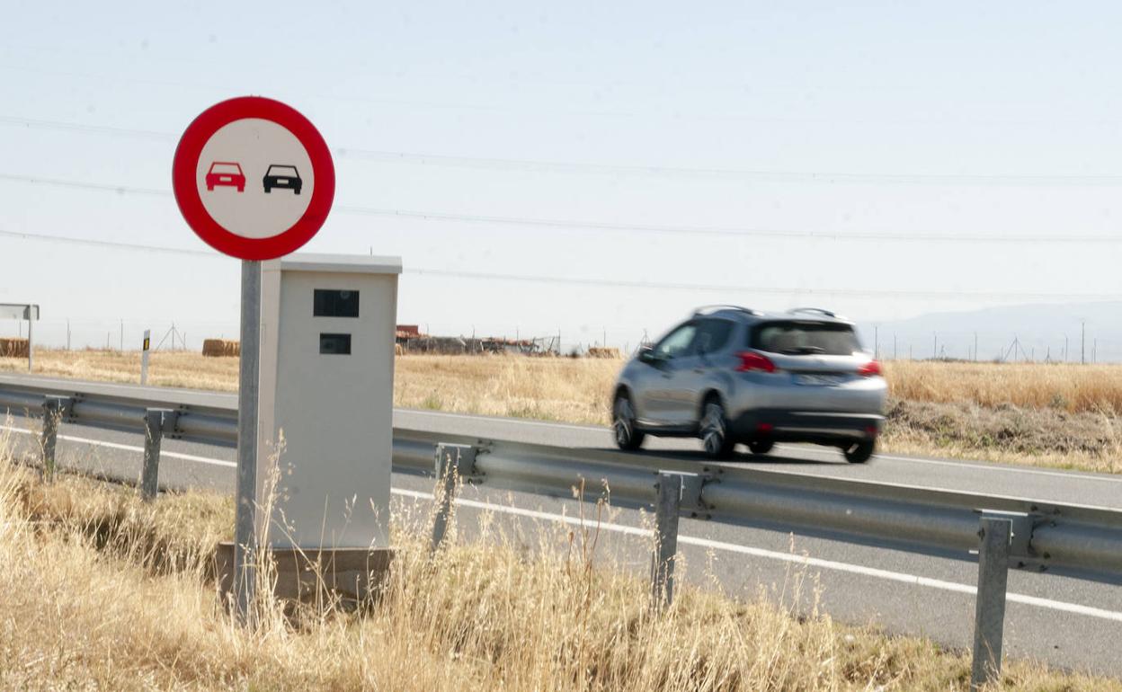 Radar situado en la nacional N-110, en la provincia de Segovia. 