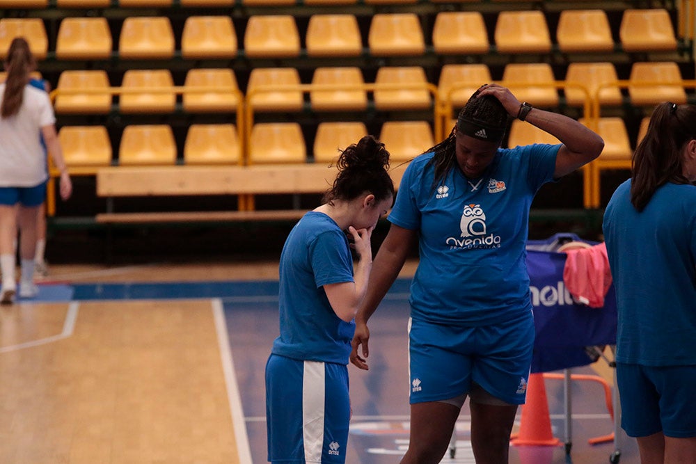 Fotos: Entrenamiento del CB Avenida con las internacionales