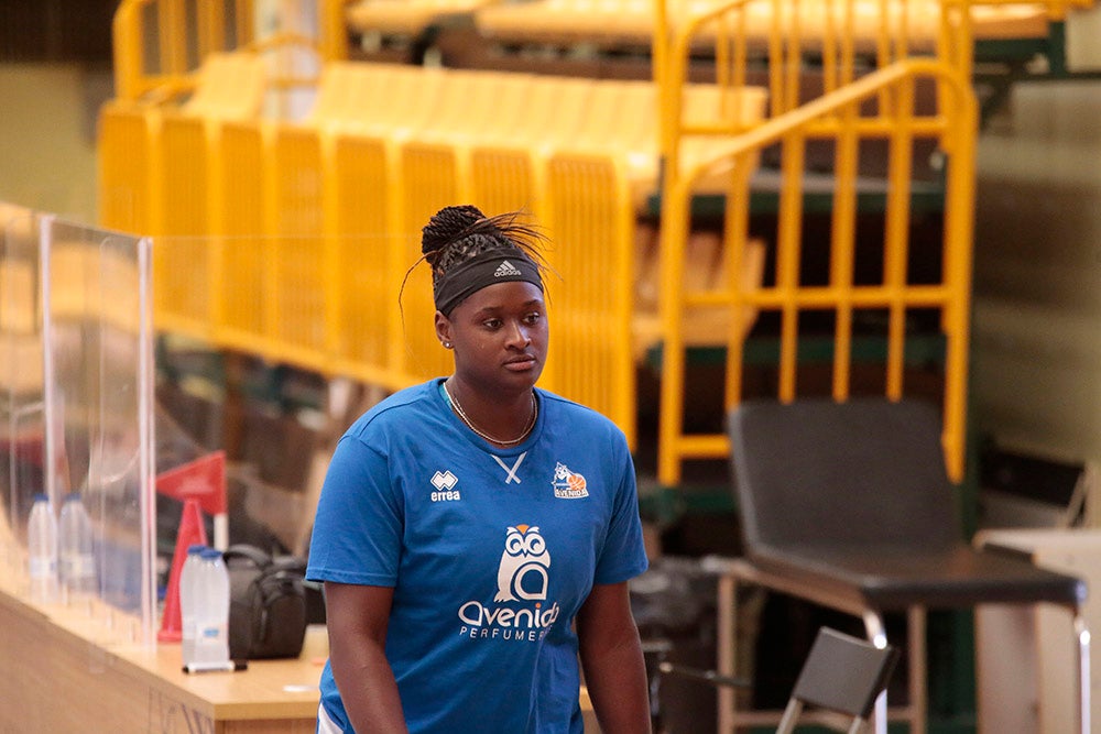 Fotos: Entrenamiento del CB Avenida con las internacionales