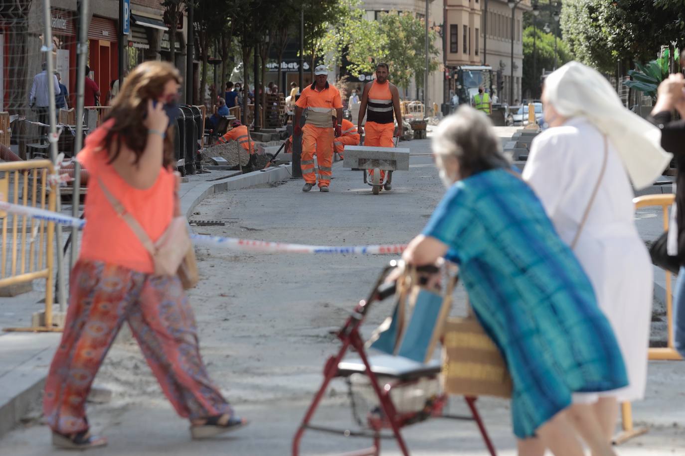 Fotos: Obras de pintado en la calle María de Molina de Valladolid