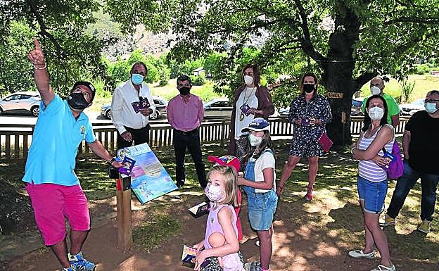 Recorrido por el poblado del Ratoncito Pérez.