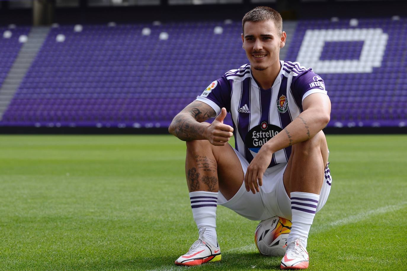Hugo Vallejo, en su presentación como jugador del Real Valladolid.