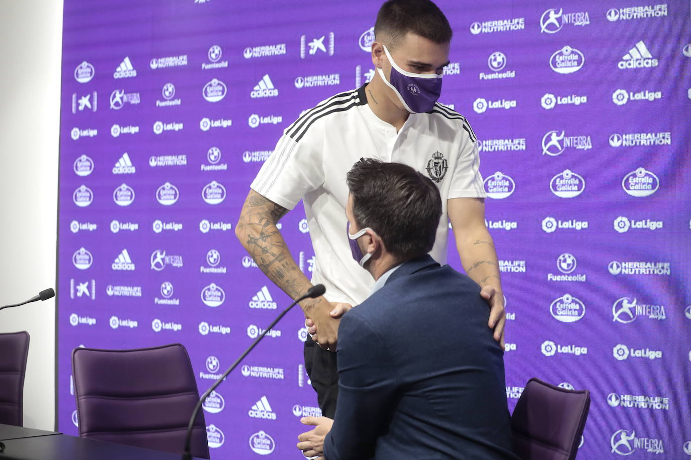 Hugo Vallejo, en su presentación como jugador del Real Valladolid.