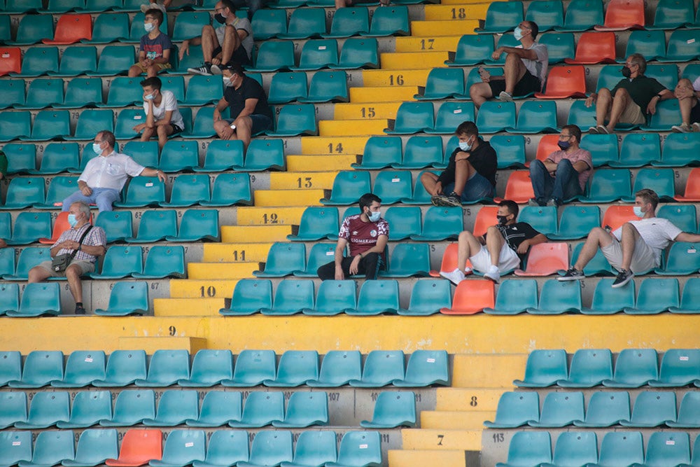 Salamanca CF UDS y CD Guijuelo retomaron su enfrentamiento, tras las suspensión del martes