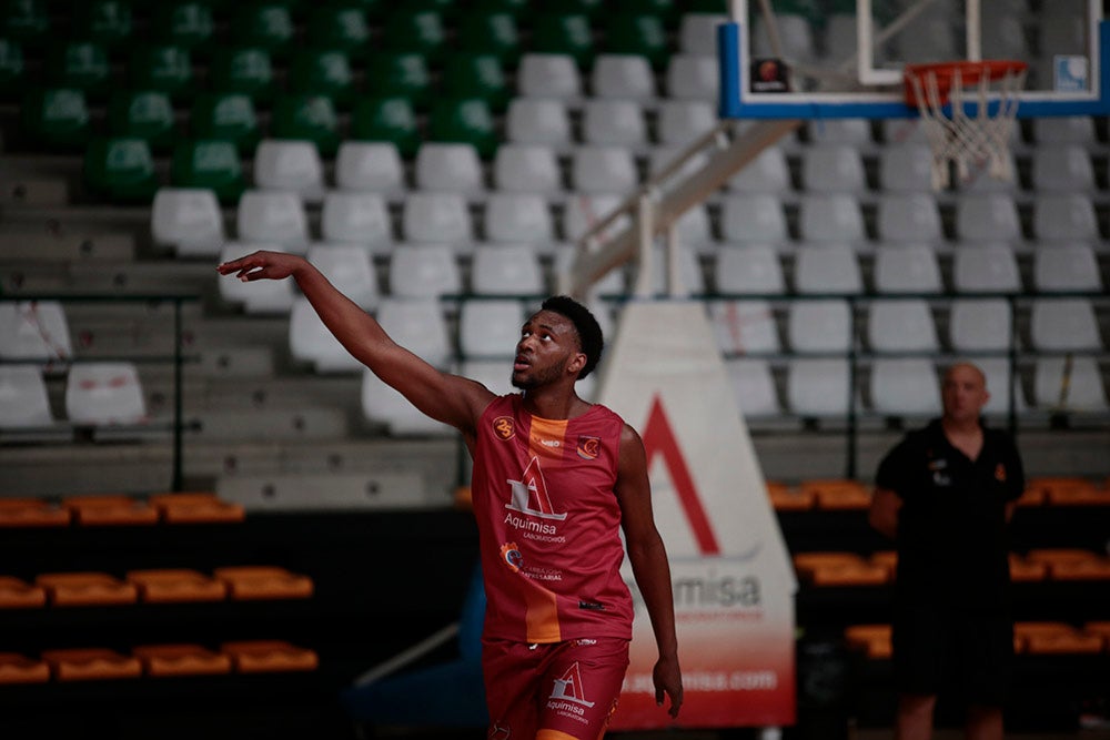 El Aquimisa ya entrena en el pabellón de Carbajosa de la Sagrada 