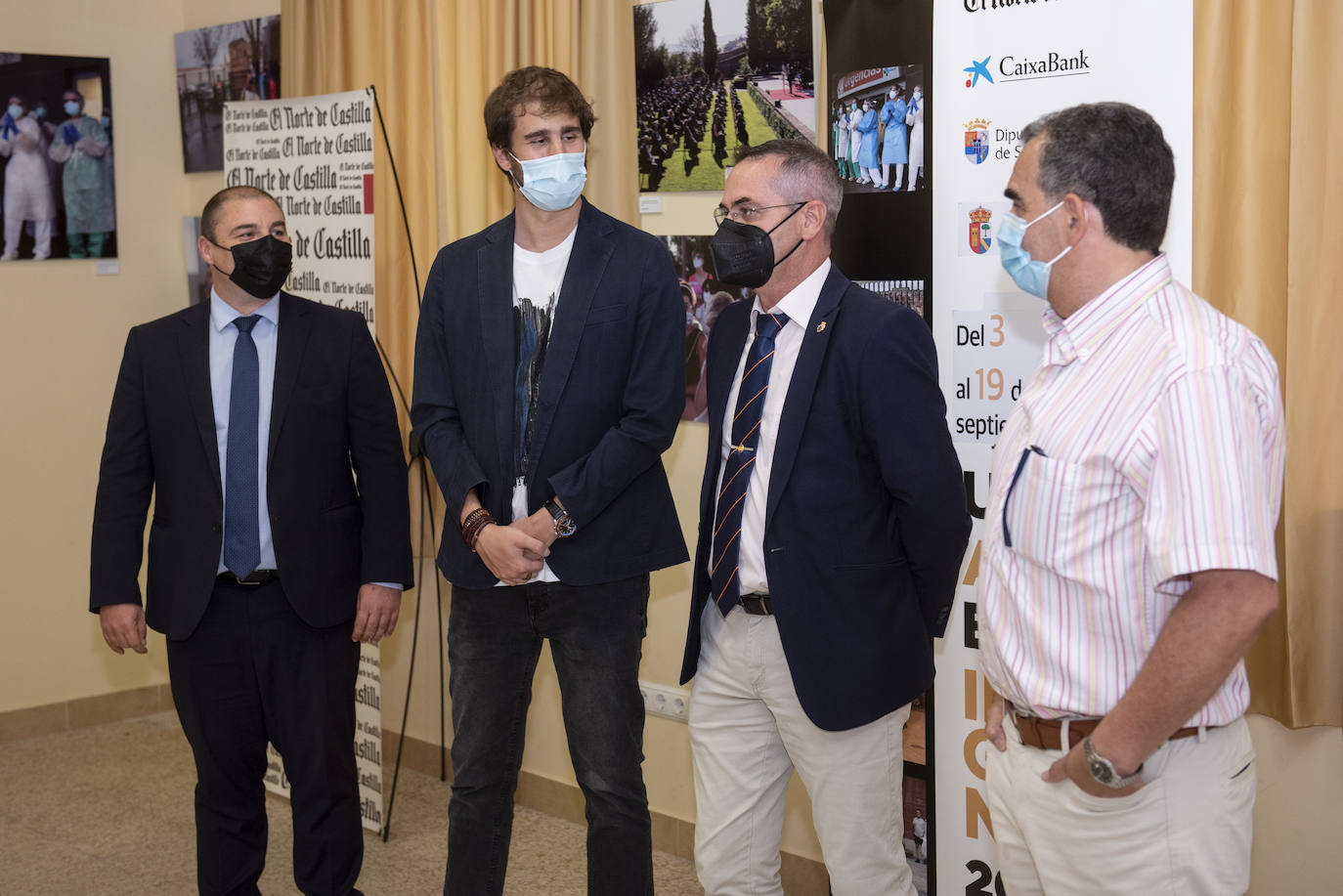 Fotos: La exposición &#039;Un año en imágenes&#039; comienza en Navas de Oro