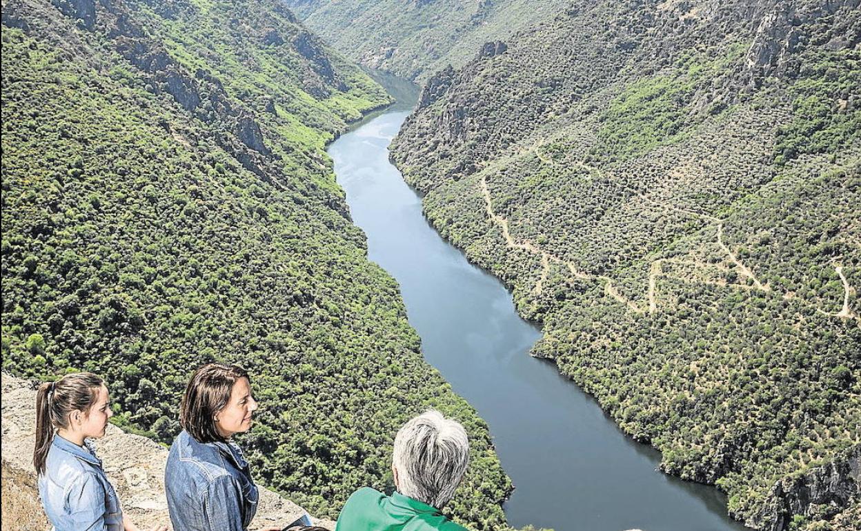 Mirador sobre el río Duero.