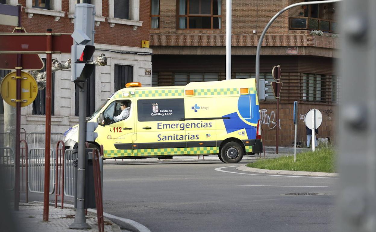 Muere arrollado en Palencia tras apearse de un vehículo que había sufrido un accidente