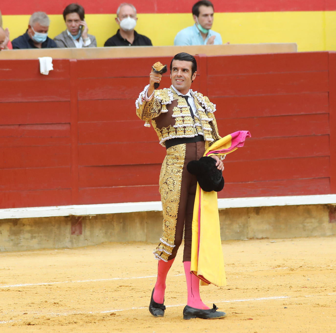 Los toros de Zalduendo estuvieron muy por debajo de los toreros en el festejo que abría el ciclo de San Antolín