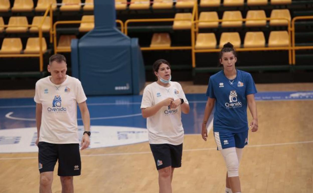 El CB Perfumerías Avenida ficha a Mia Masic. 