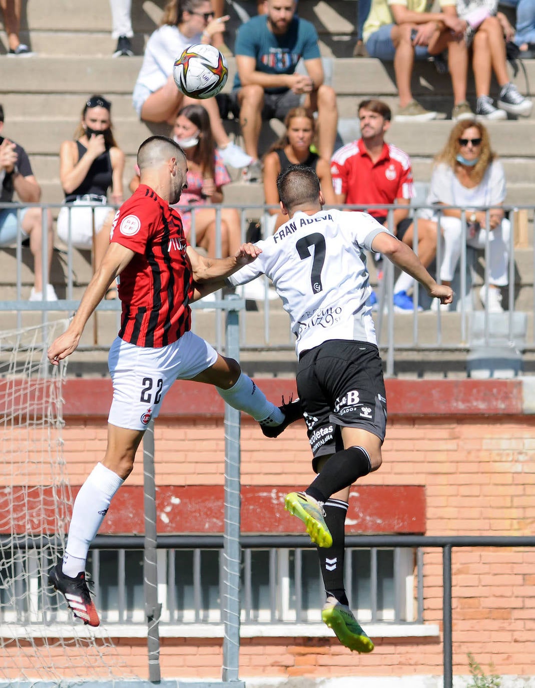 Partido de la Segunda Federación entre Adarve y Gimnastica Segoviana 