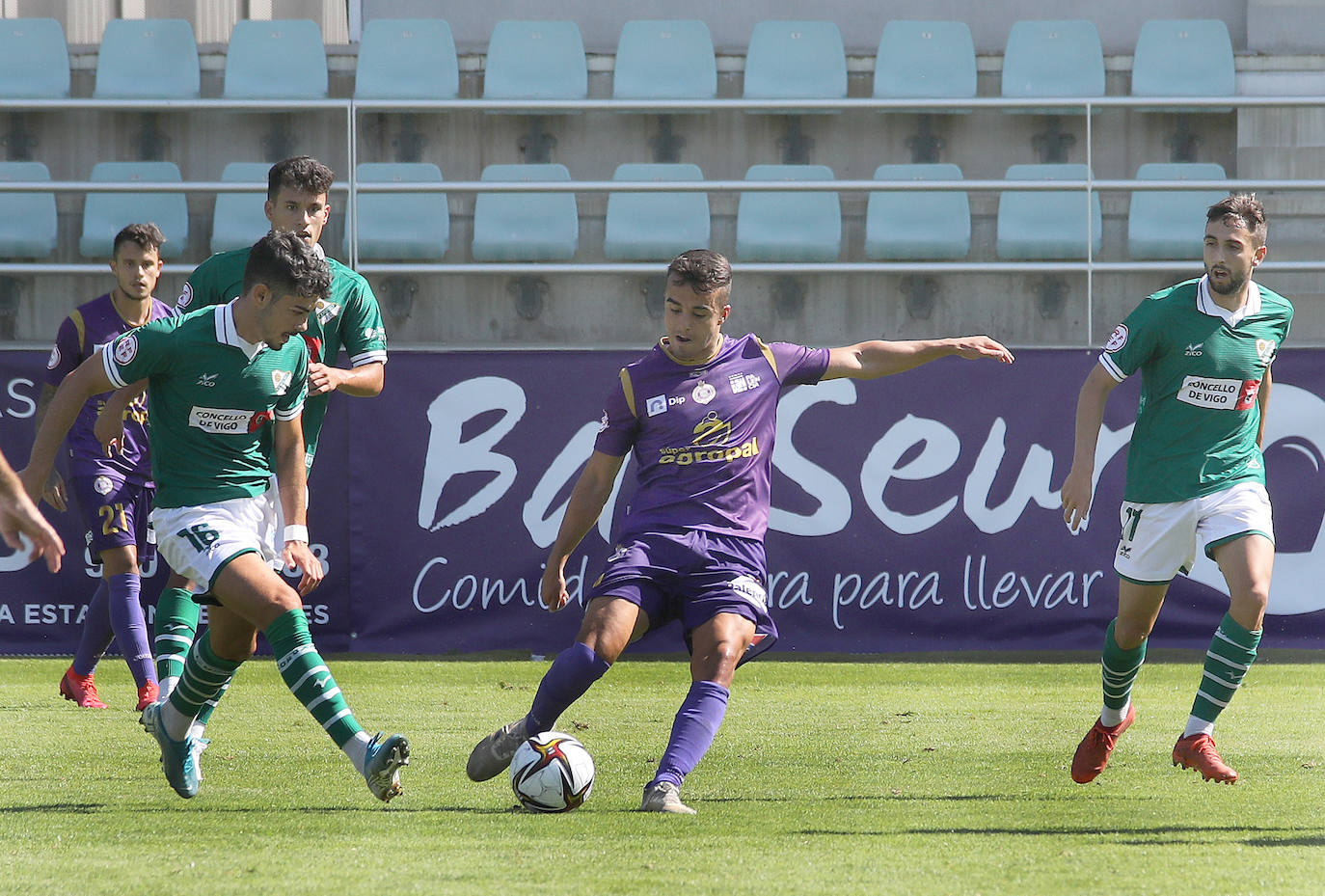 Los jugadores de Rubén Gala consiguen la primera victoria en La Balastera