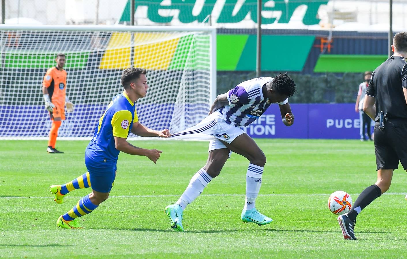 Fotos: Derrota del Real Valladolid Promesas ante el Real Unión (0-2)