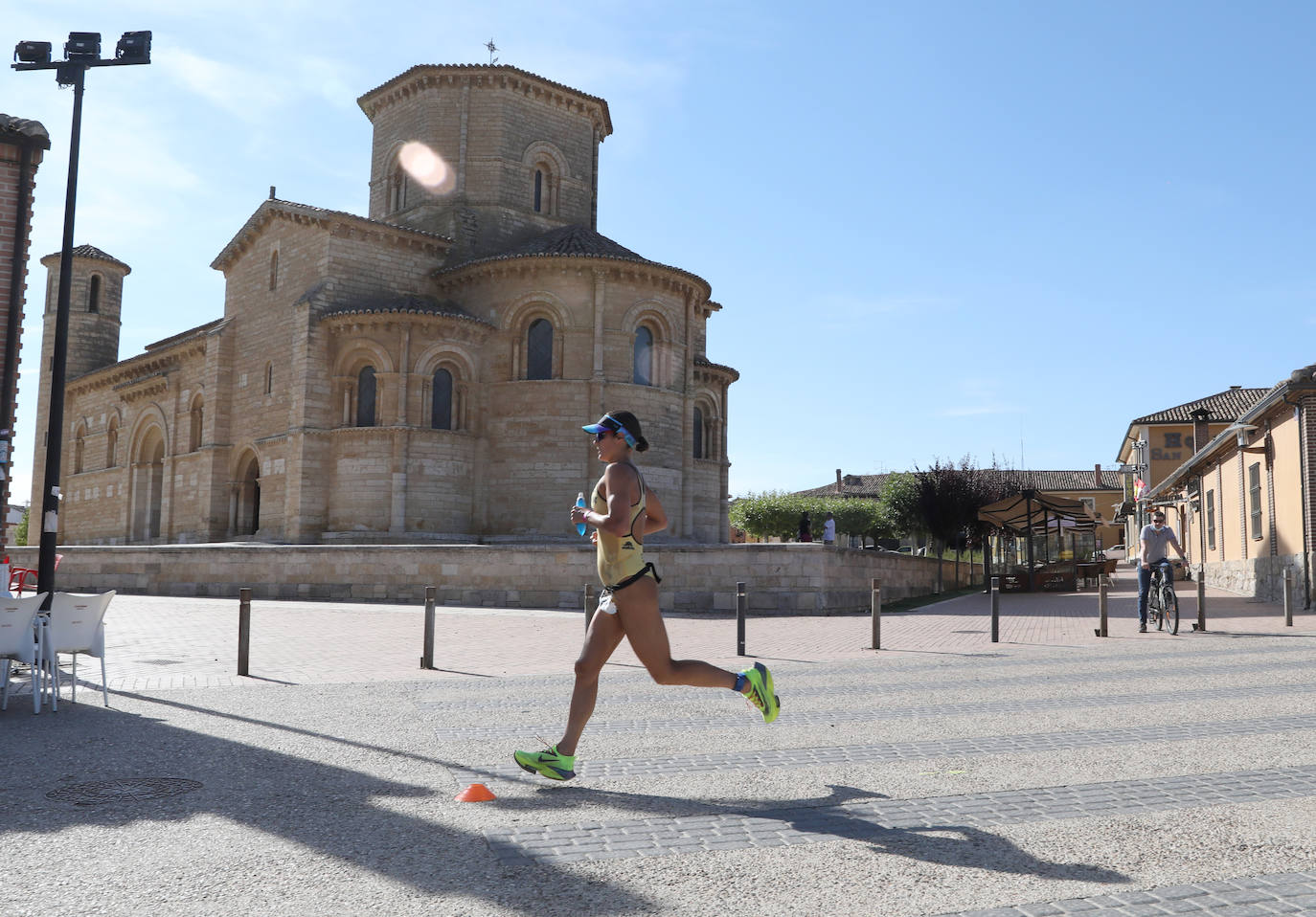 El público de Frómista animó y arropó a los deportistas, que no conmpetían aquí desde 2019