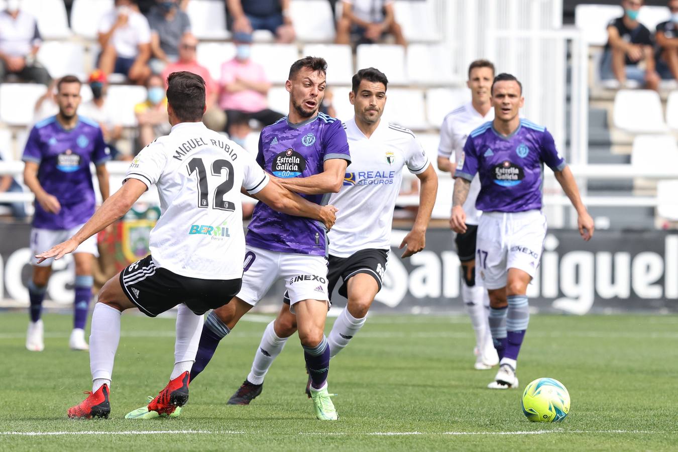 Fotos: Derrota del Real Valladolid en Burgos (3-0)