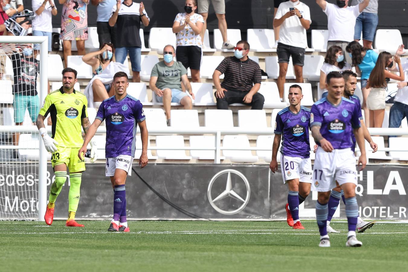 Fotos: Derrota del Real Valladolid en Burgos (3-0)