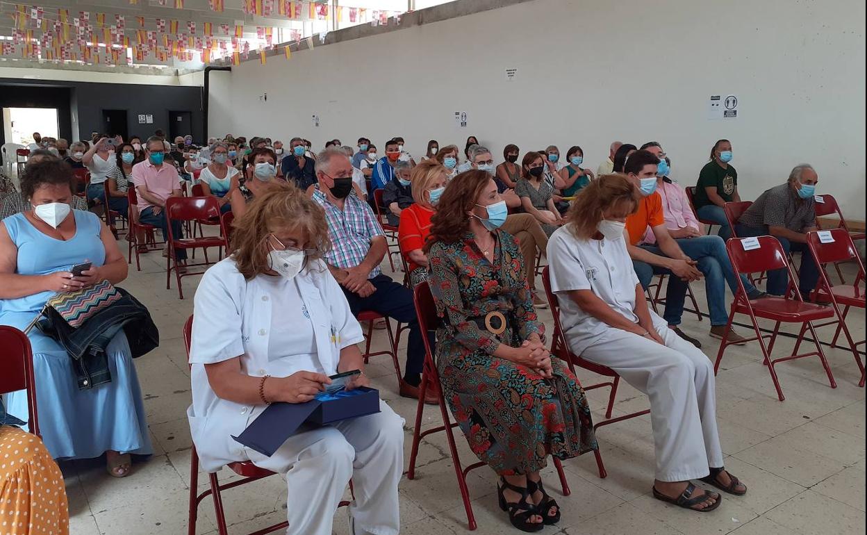 Homenaje de Villafrechós a los héroes de la pandemia