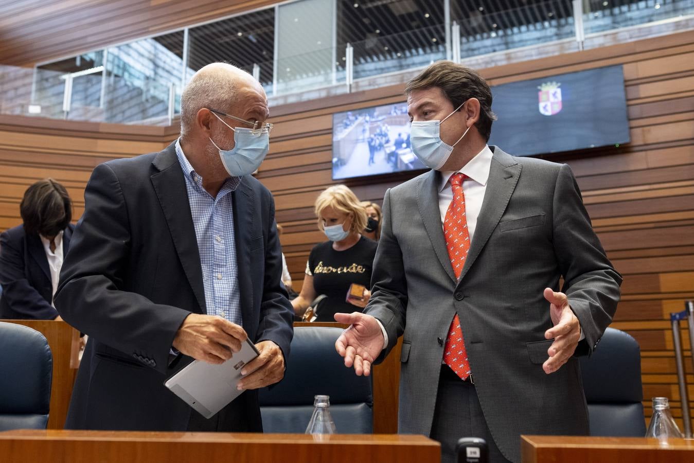 Fotos: Pleno en las Cortes de Castilla y León