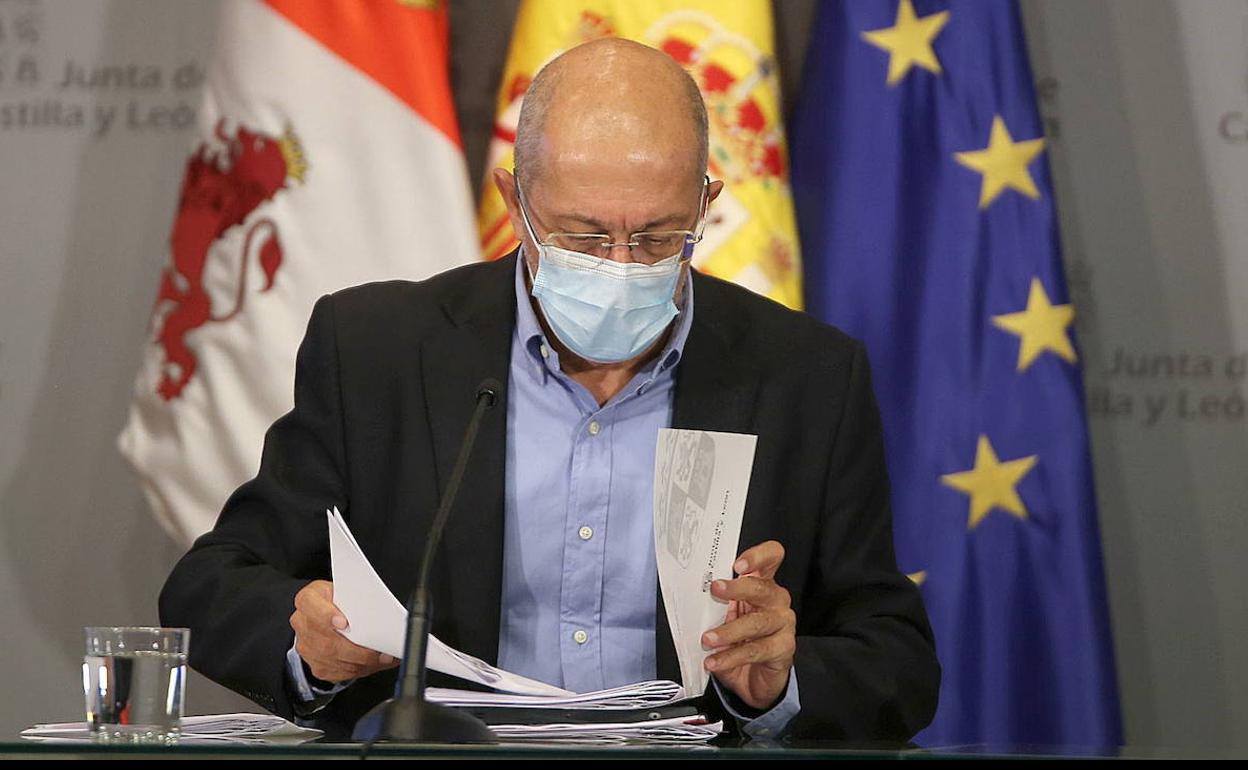 Francisco Igea, durante una rueda de prensa previa.